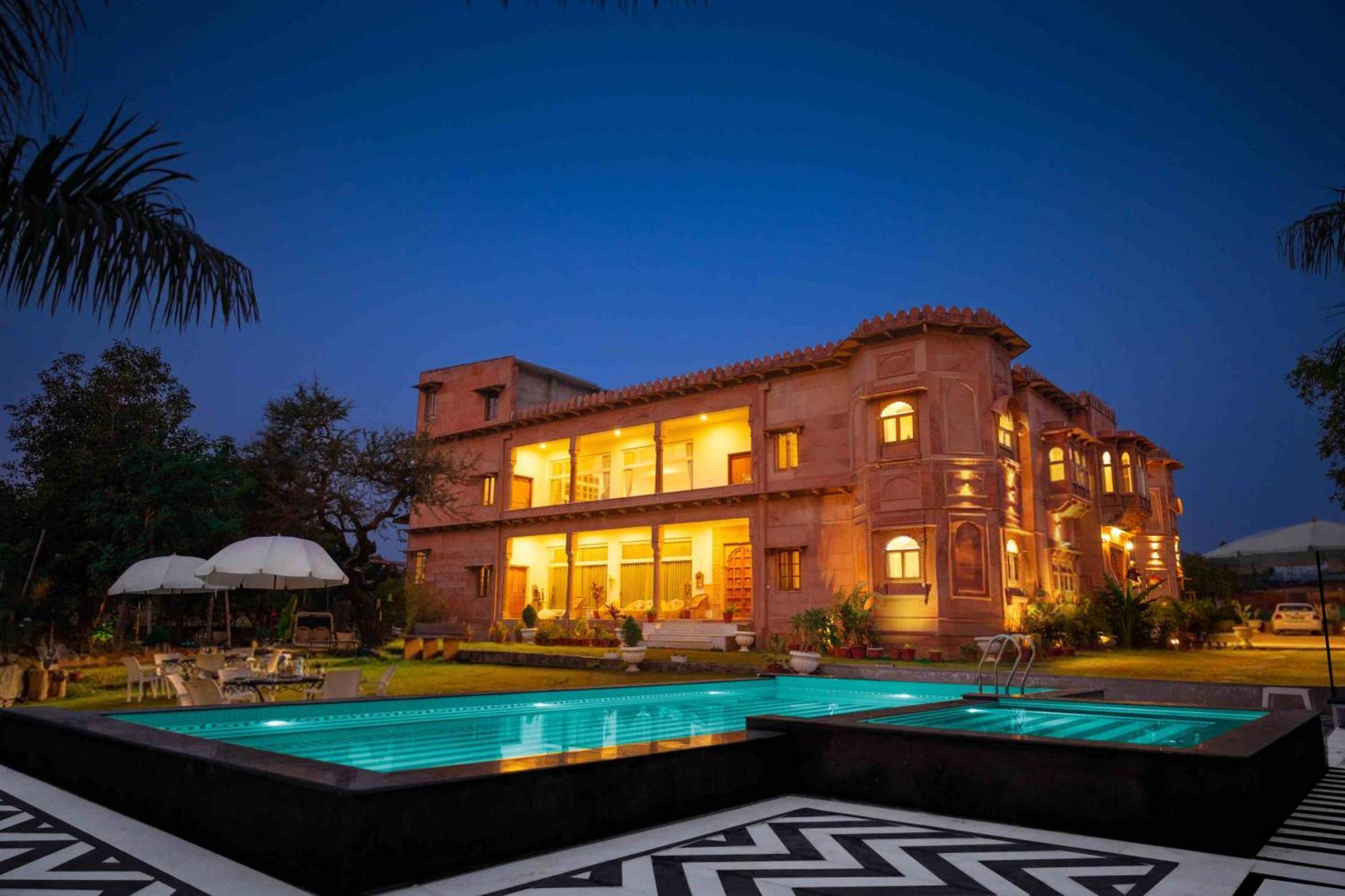 Castle Oodeypore A Boutique Stay אודייפור מראה חיצוני תמונה